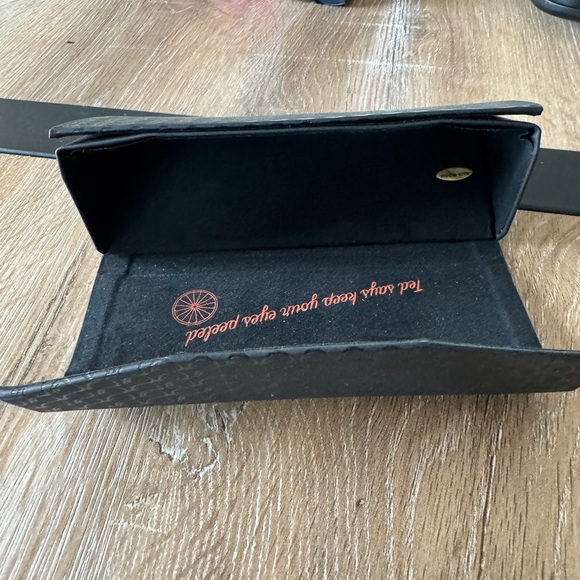 Ted Baker Eyeglasses Sunglasses Tri Fold Case - Picture 5 of 10